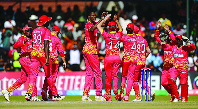 Ervine returns for Super Six games