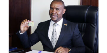 Hi-tech plastic driver’s licences to replace metal discs